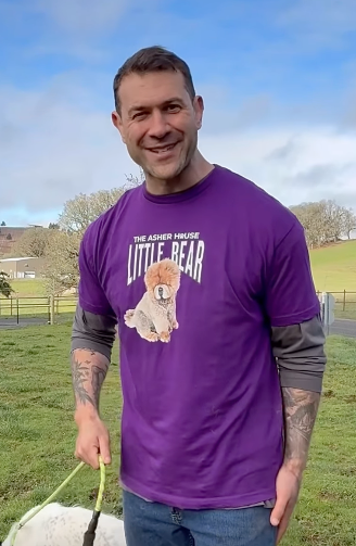 Pack Portraits T-Shirt: Little Bear